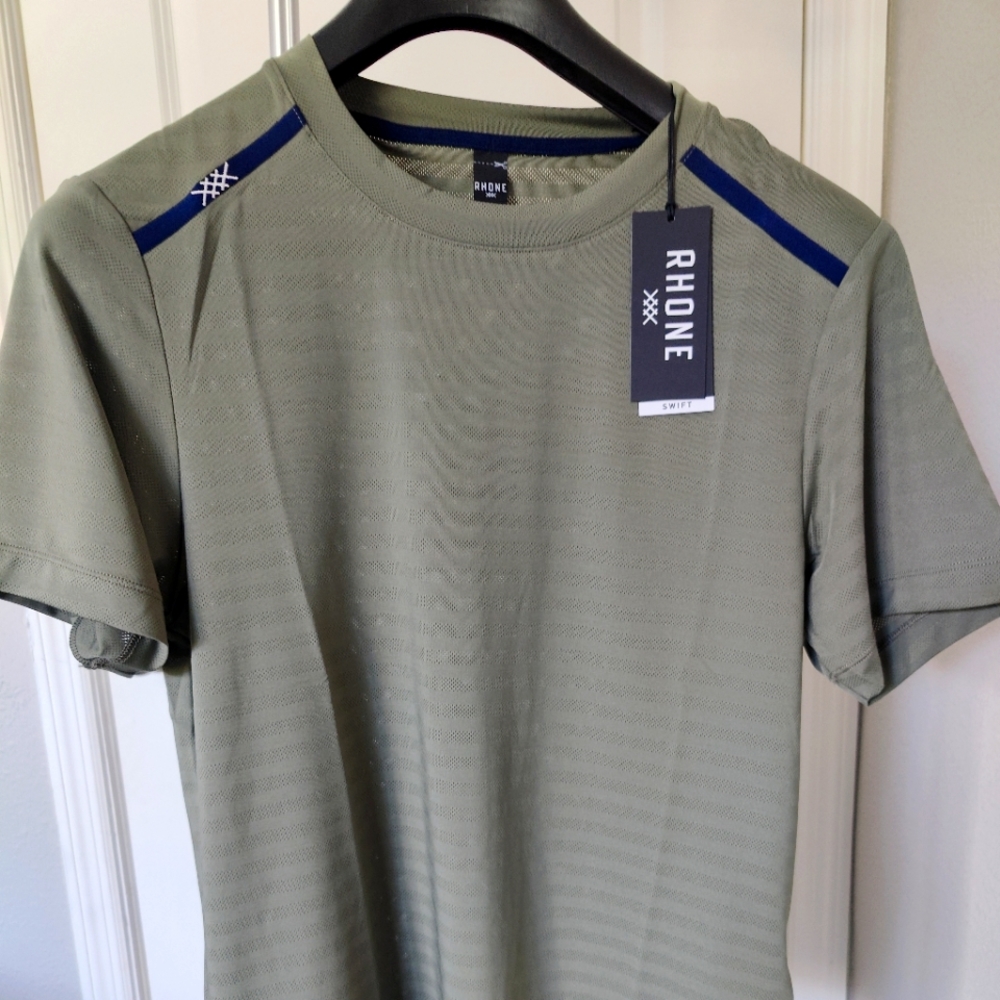 Rhone Original Swift Shirt Size Small